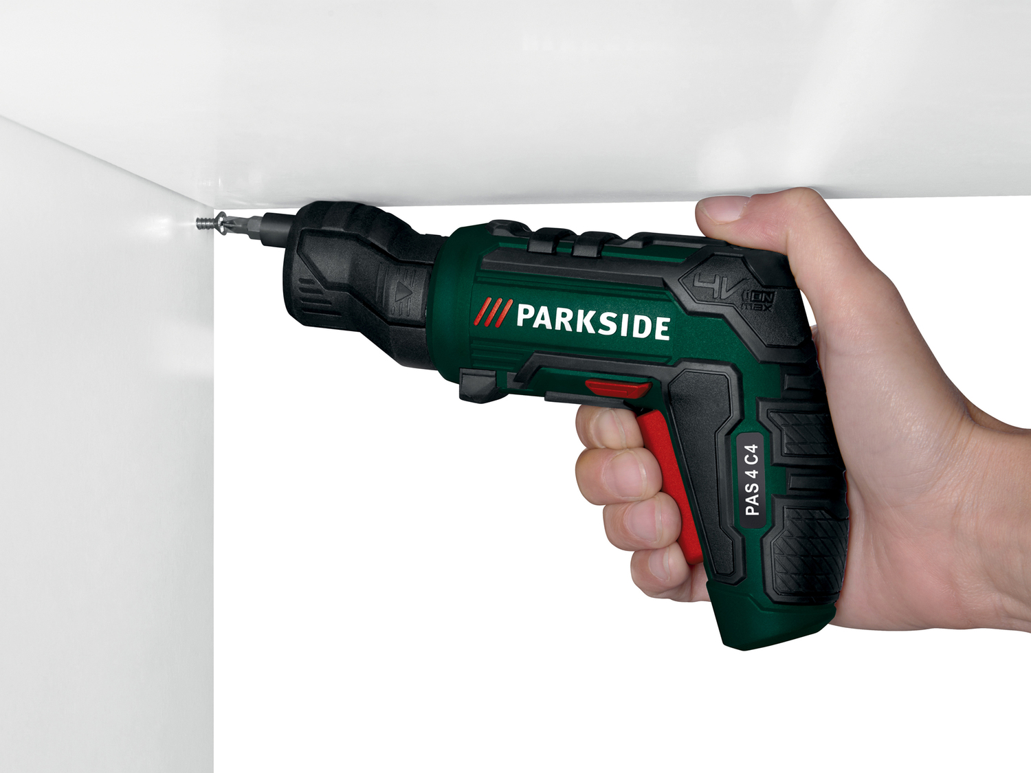 Avvitatore ricaricabile 4 in 1 Parkside PAS 4 C4, prezzo 29.99 €
- Luci da lavoro ...