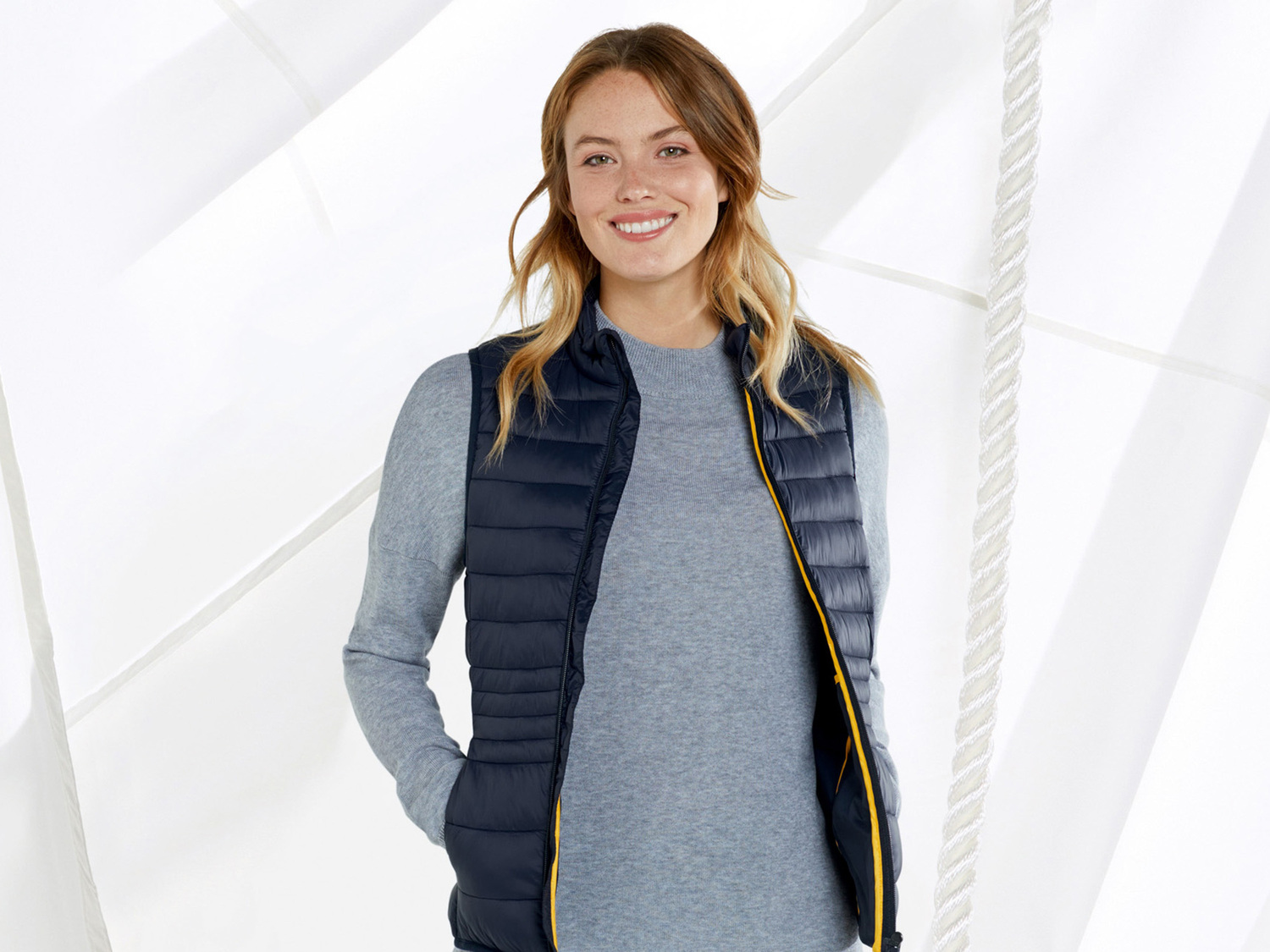 Gilet imbottito da donna Esmara, prezzo 9.99 €
Misure: 38-46
Taglie disponibili
Caratteristiche
- ...
