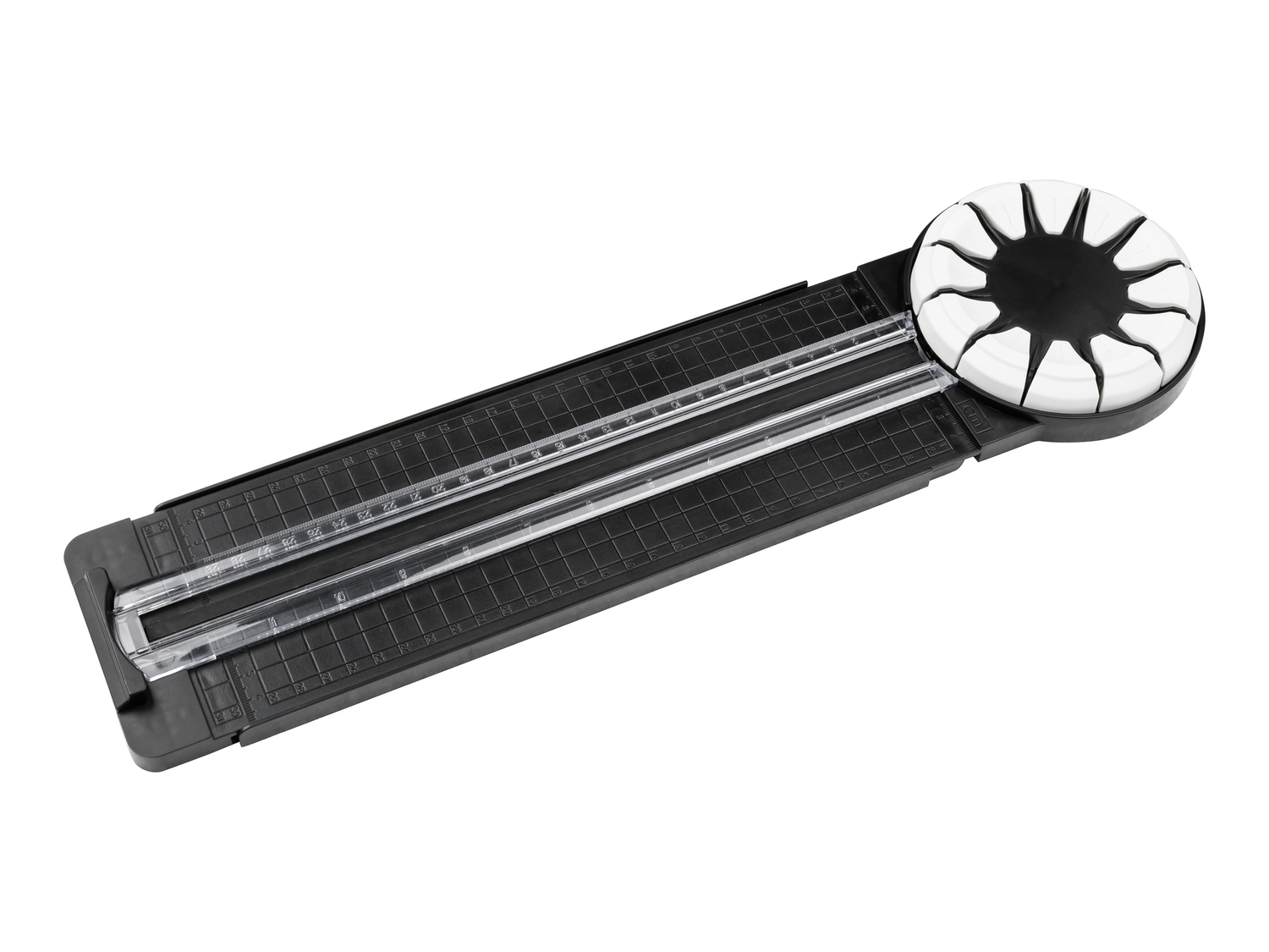 Tagliacarta Crelando, prezzo 9.99 €
- 12 lame per diversi tagli
- Con ...