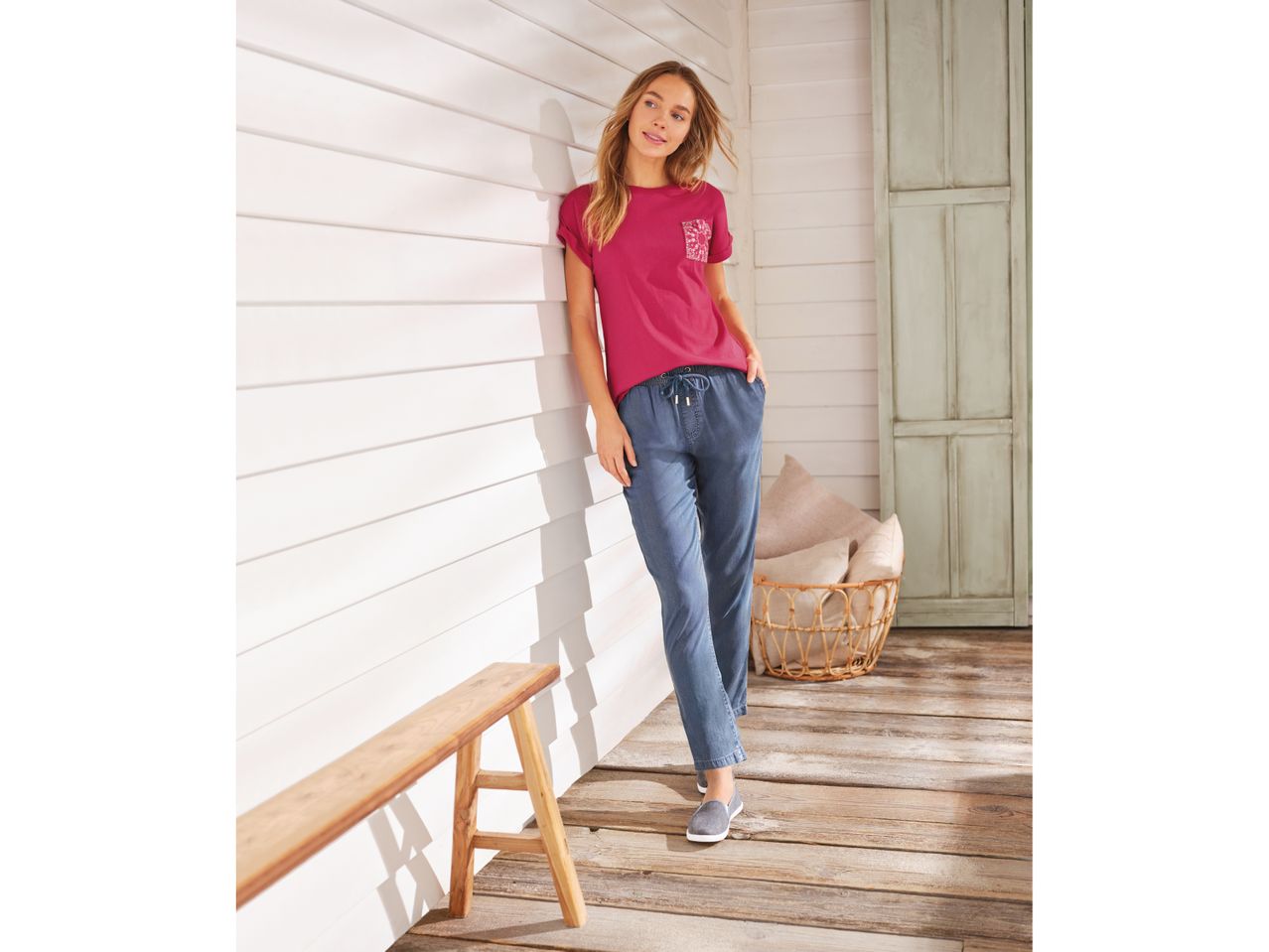 Pantaloni da donna , prezzo 9.99 EUR
Pantaloni da donna Misure: 38-48
- Puro Lyocell ...