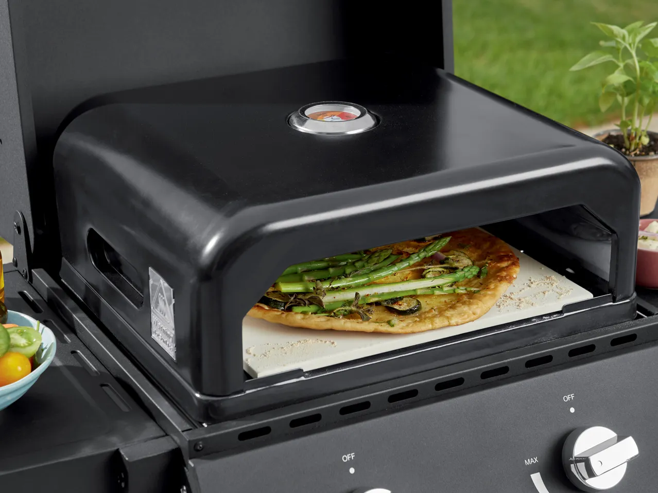 Forno per pizza da barbecue , prezzo 69 EUR 
Forno per pizza da barbecue 
- Termostato ...