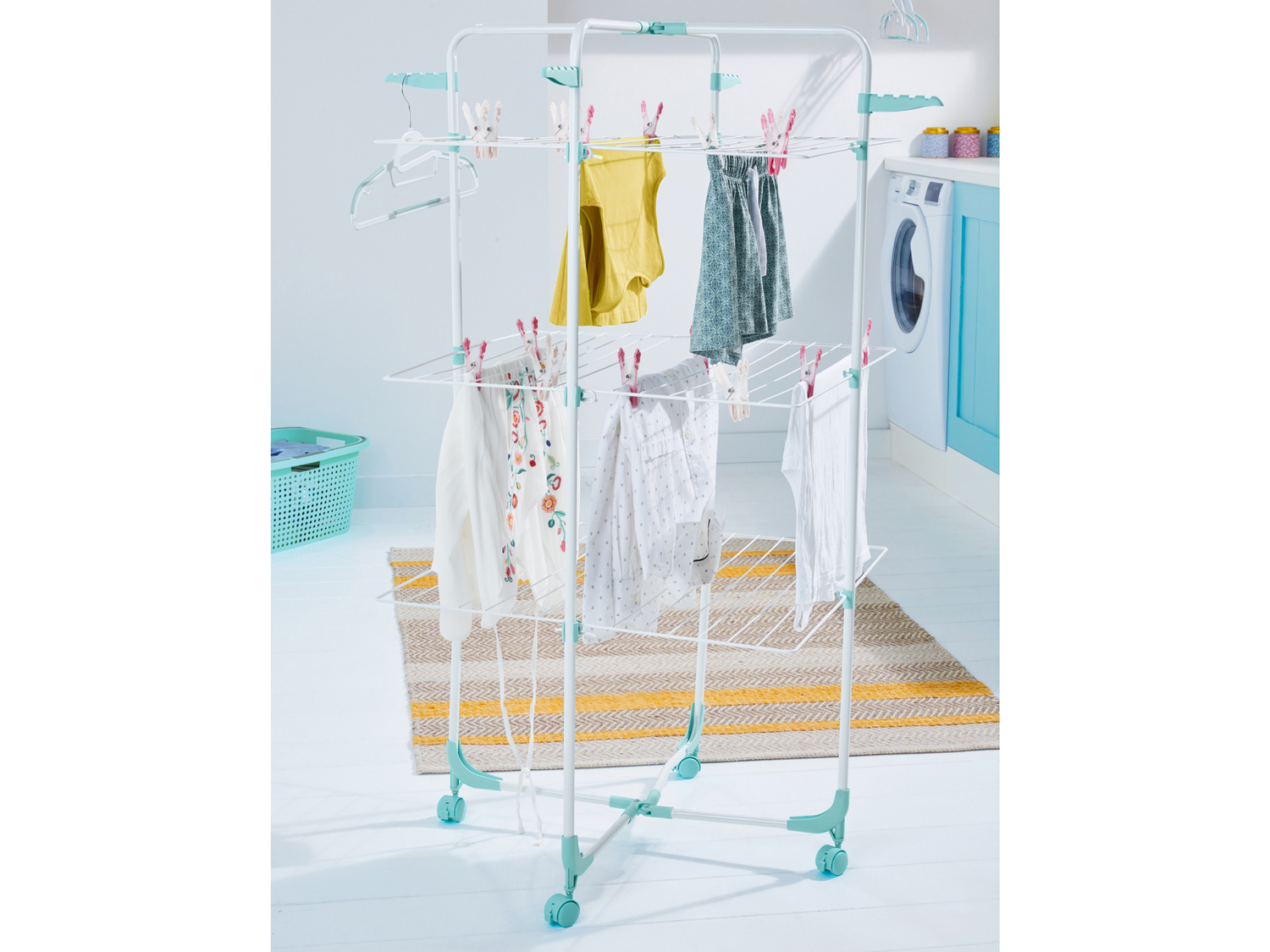 Stendibiancheria a torre AquaPur, prezzo 19.99 €
- 3 piani richiudibili ...