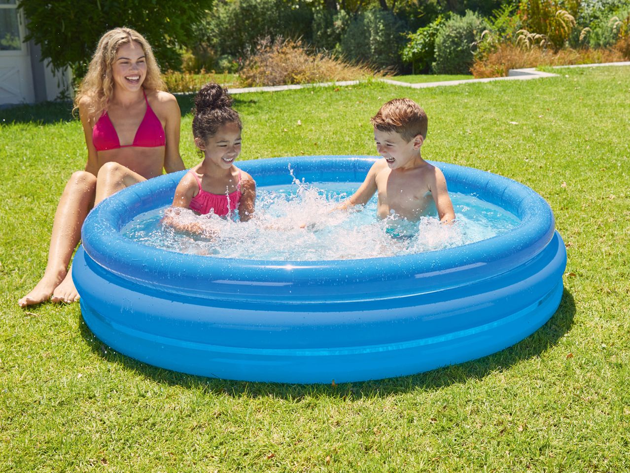 Piscina gonfiabile o vasca per sabbia , prezzo 8,99 EUR
Piscina gonfiabile o vasca ...