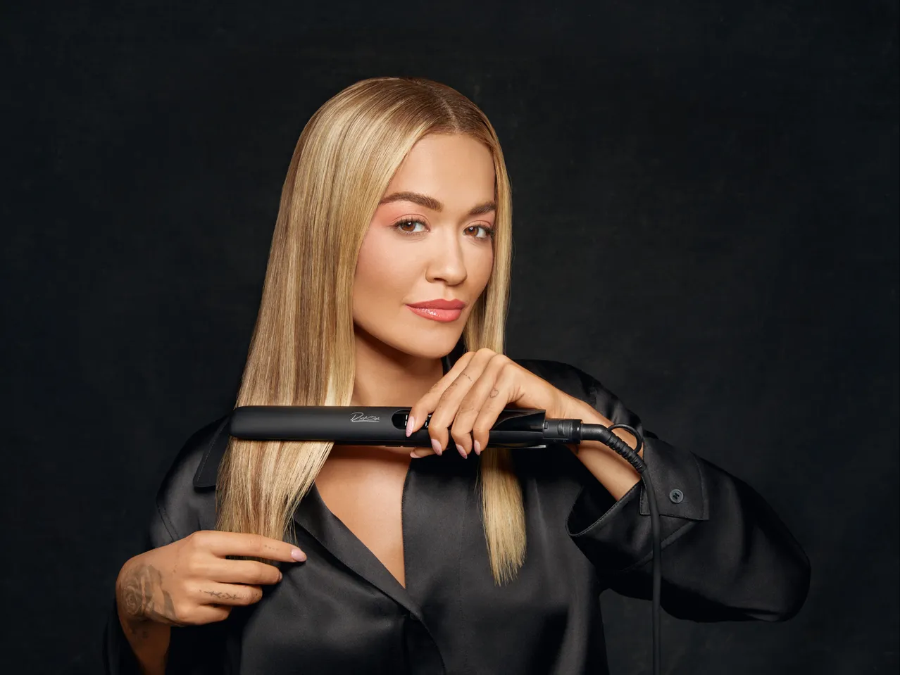 Piastra per capelli Rita Ora , prezzo 29.99 EUR
Piastra per capelli