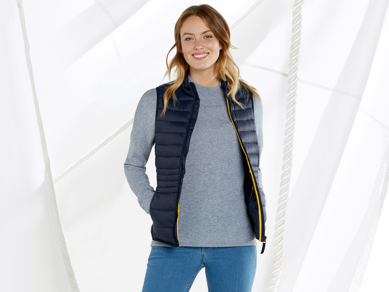 Gilet imbottito da donna Esmara, prezzo 9.99 €
Misure: 38-46
Taglie disponibili
Caratteristiche
- ...
