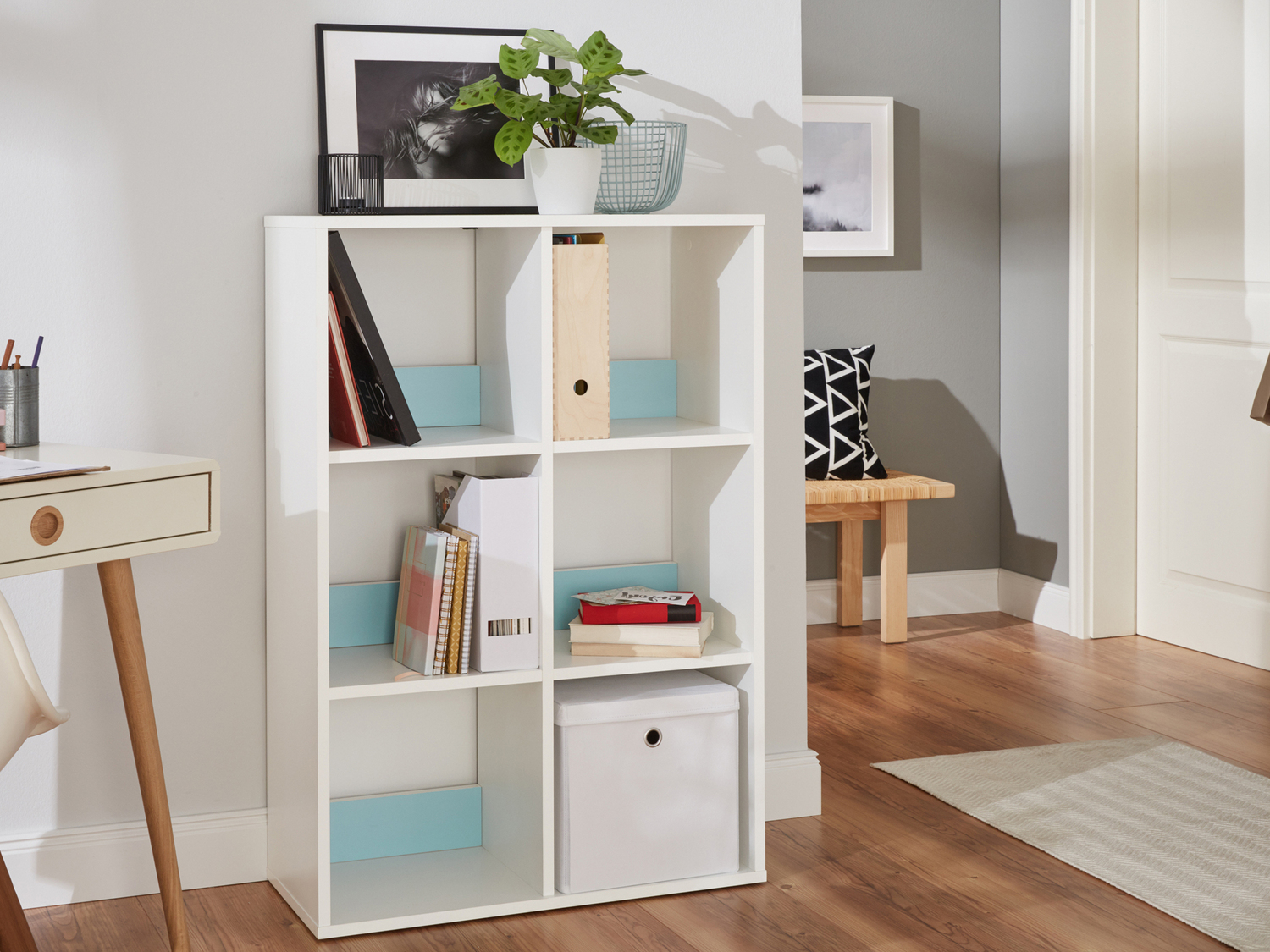 Scaffale con 6 ripiani Livarno Living, prezzo 34.99 €
- 6 scomparti con ...