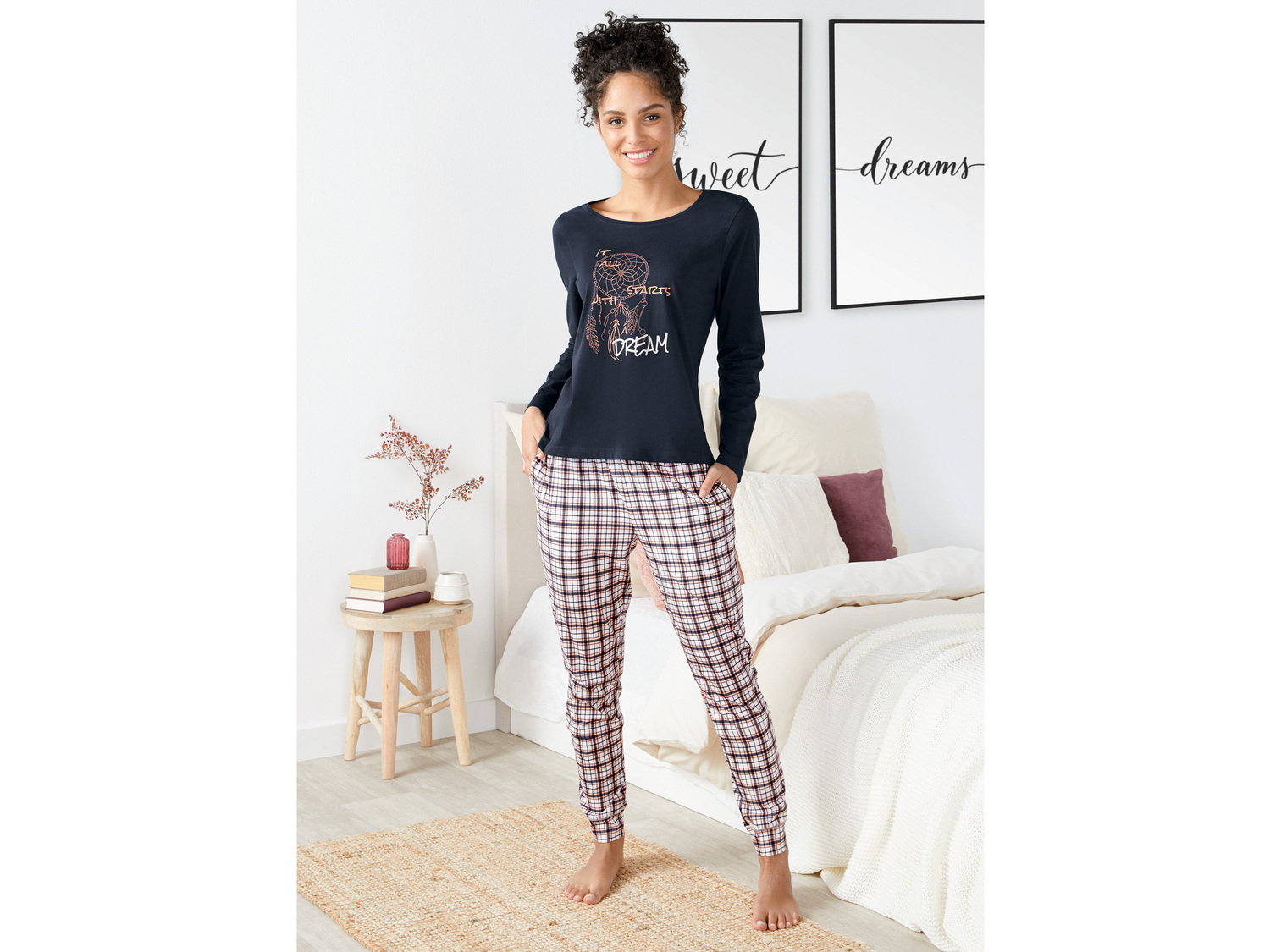 Pigiama da donna Esmara, prezzo 8.99 €
Misure: S-L
Taglie disponibili
Caratteristiche
- ...