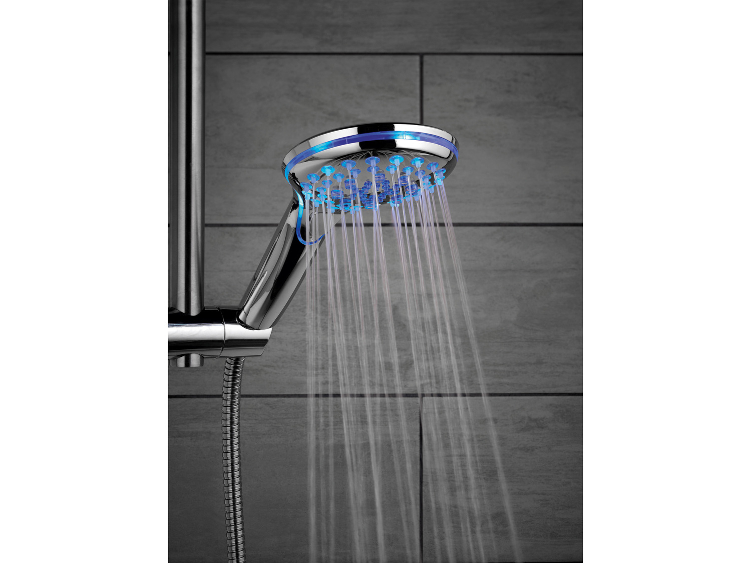 Doccetta LED con sensore di temperatura Miomare, prezzo 9.99 €
- In base ...