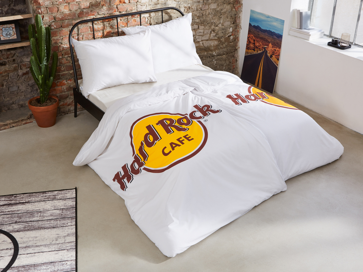 Parure copripiumino singolo Hard Rock Cafè Hard-rock-cafe, prezzo 29.99 €
- ...