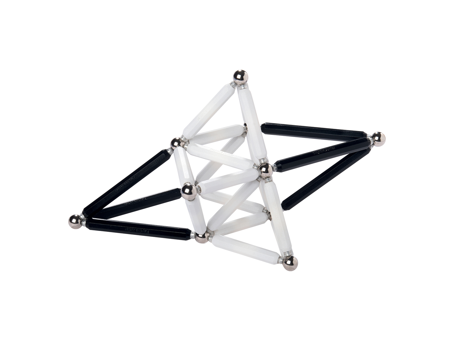 Costruzioni magnetiche Playtive Junior, prezzo 9.99 €
- Stimola la destrezza ...
