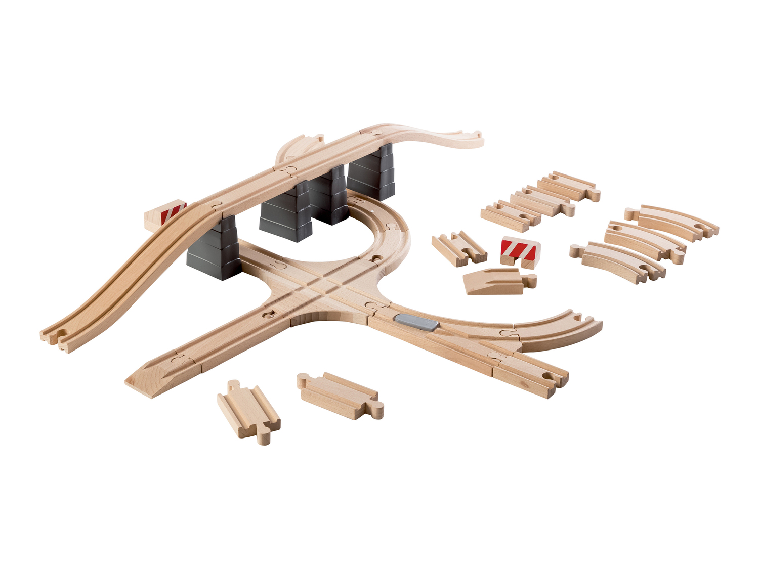 Set ampliamento per gioco pista in legno Playtive, prezzo 11.99 €
- Età ...