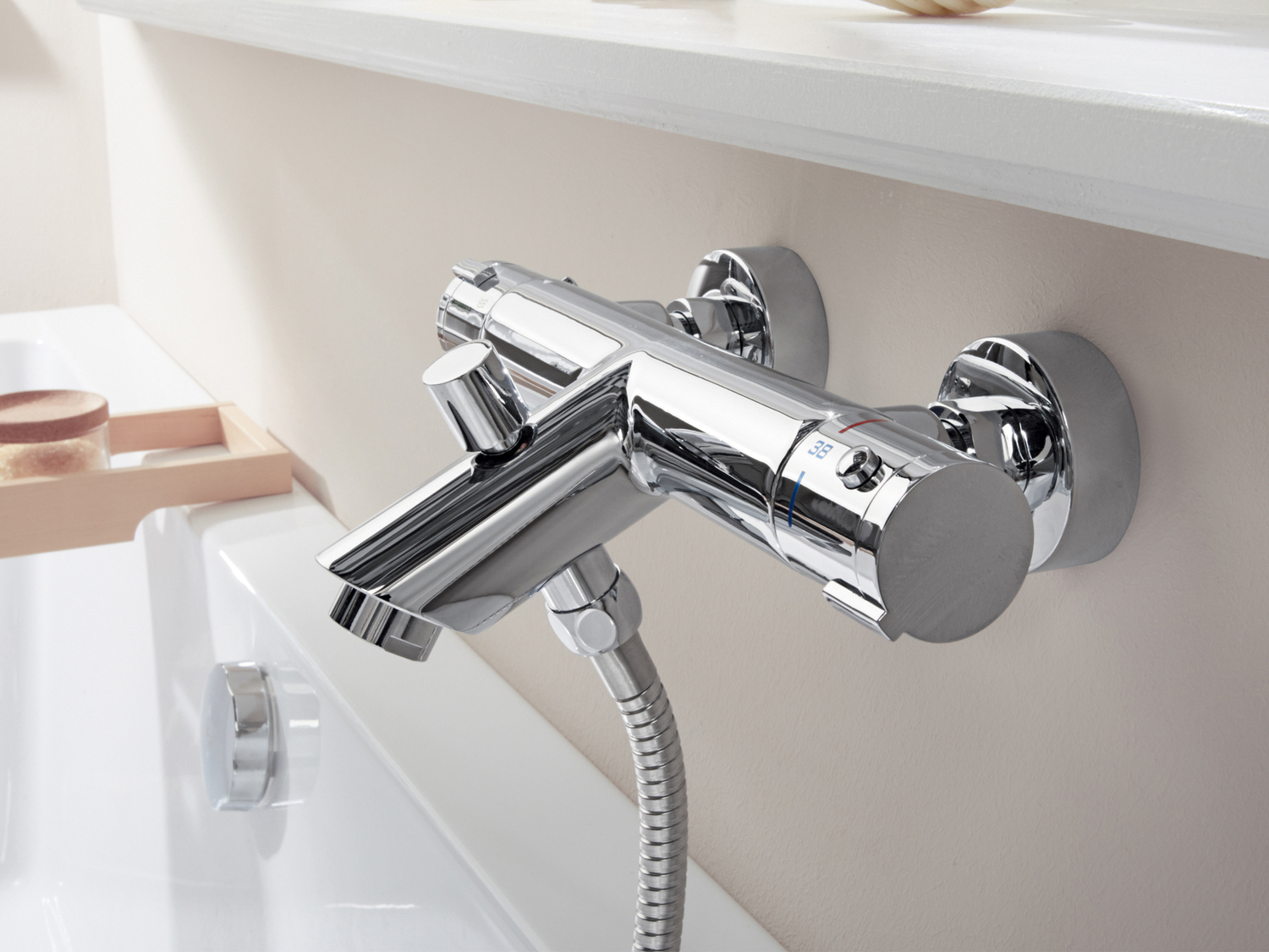 Miscelatore per vasca o doccia Miomare, prezzo 39.99 €
Con termostato ...