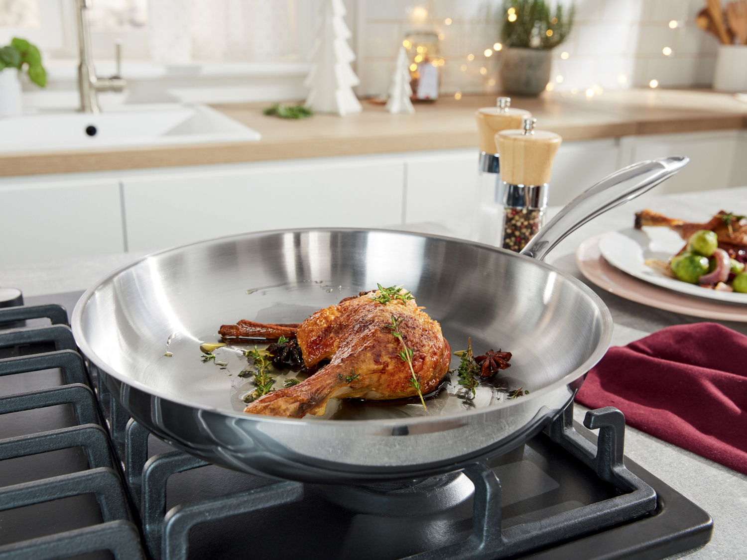 Padella o pentola Wok Ernesto, prezzo 14.99 €
Ø 28 cm
- Termoresistente ...