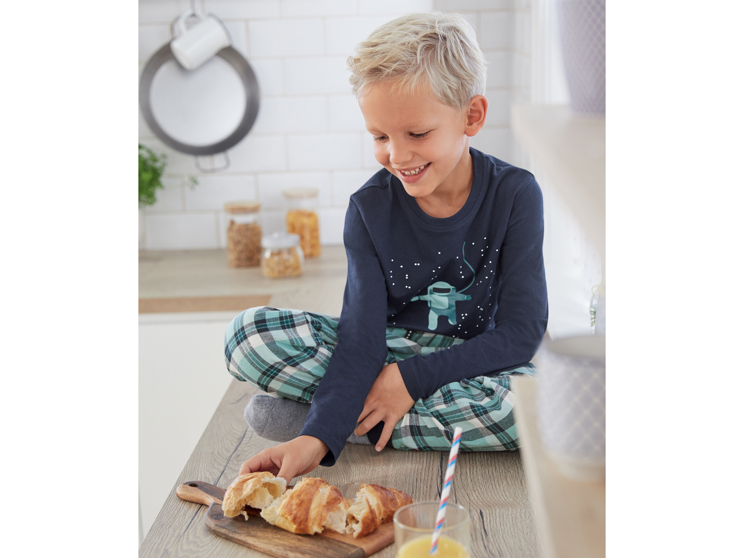 Pigiama da bambino Pepperts, prezzo 7.99 &#8364; 
Misure: 6-14 anni
Taglie disponibili

Caratteristiche

- ...