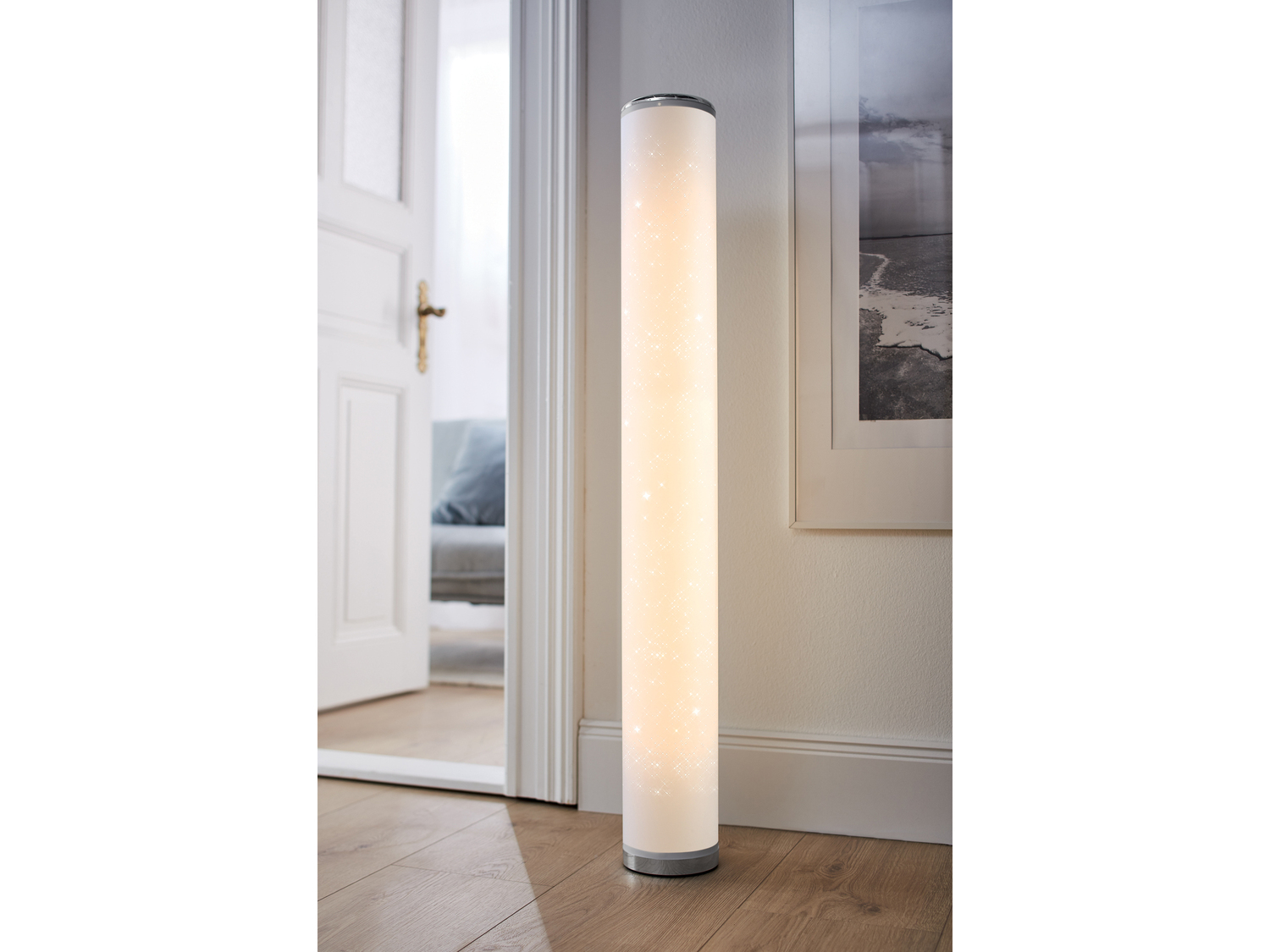 Piantana a LED Livarno Lux, prezzo 19.99 €
- Con interruttore a pedale sul cavo ...