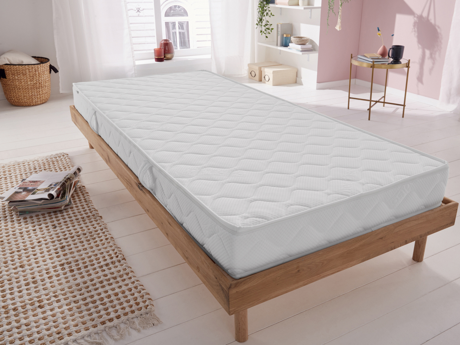 Materasso comfort a 7 zone Meradiso, prezzo 59.00 €
Singolo
- Grado ...