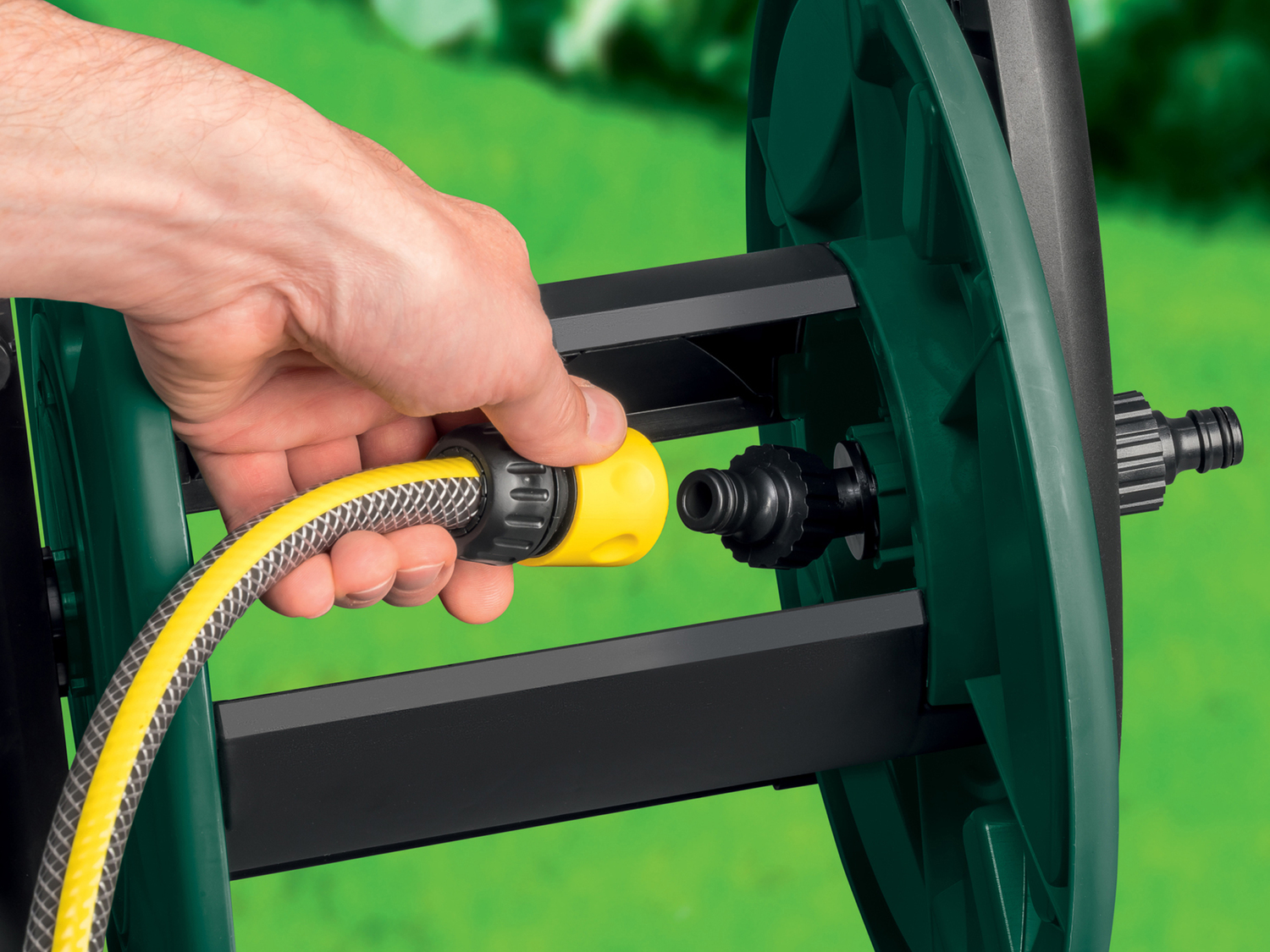Carrello avvolgitubo Parkside, prezzo 14.99 €
- Con raccordo inclinato ...