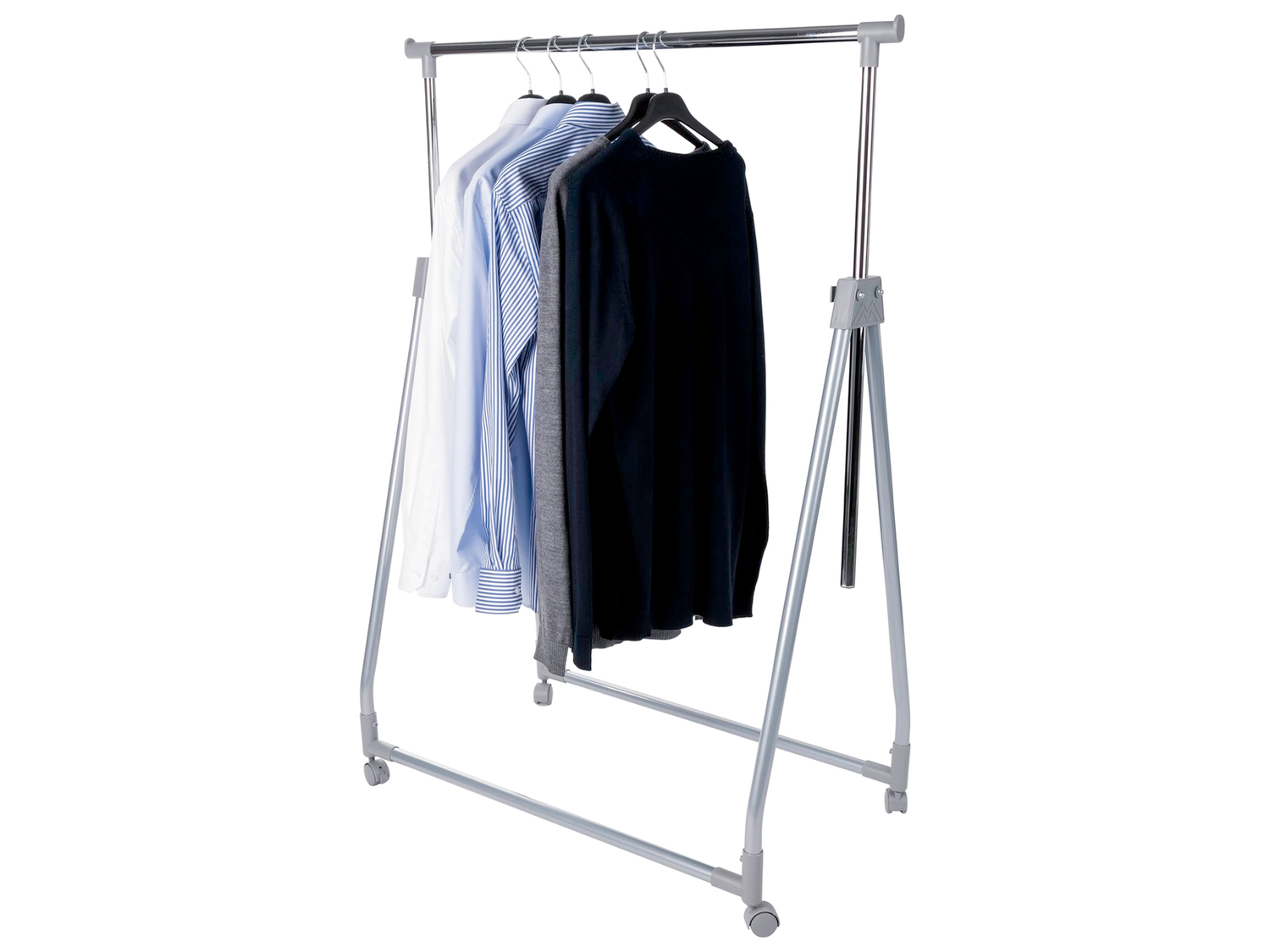 Stander appendiabiti richiudibile Livarno Living, prezzo 14.99 €
- Con ...
