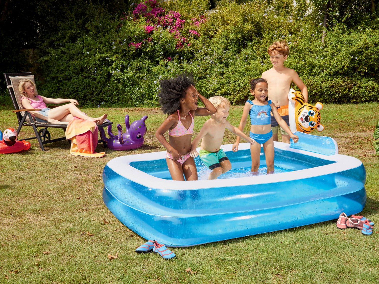 Piscina gonfiabile Crivit, prezzo 19.99 €
- Sistema a 2 camere d'aria
- ...