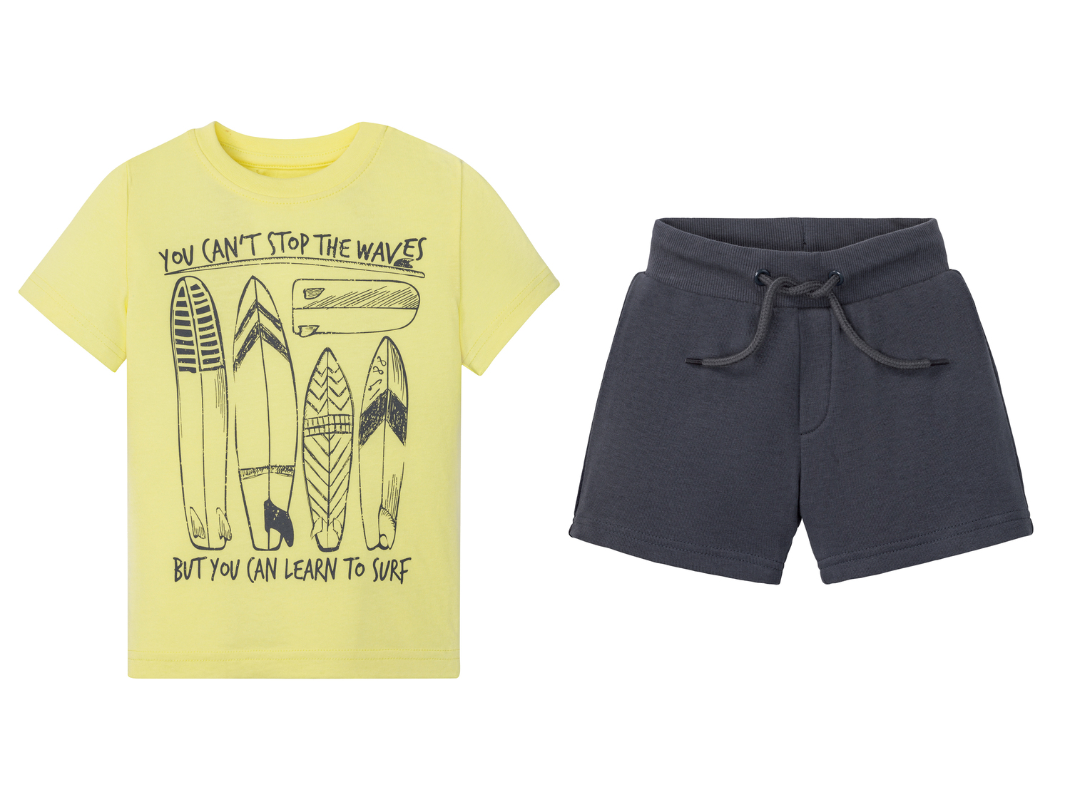 Completo t-shirt e pantaloncini da bambino Lupilu, prezzo 4.99 €
Misure: ...