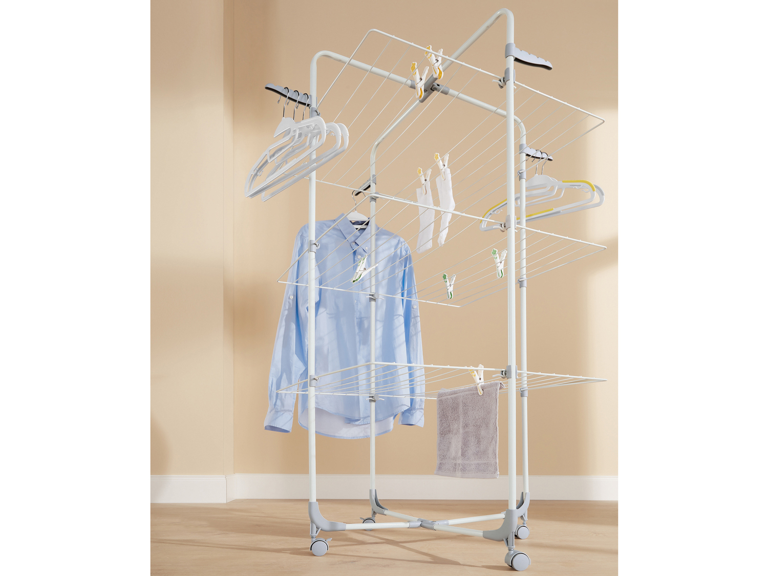 Stendibiancheria a torre AquaPur, prezzo 19.99 €
- 3 piani richiudibili ...