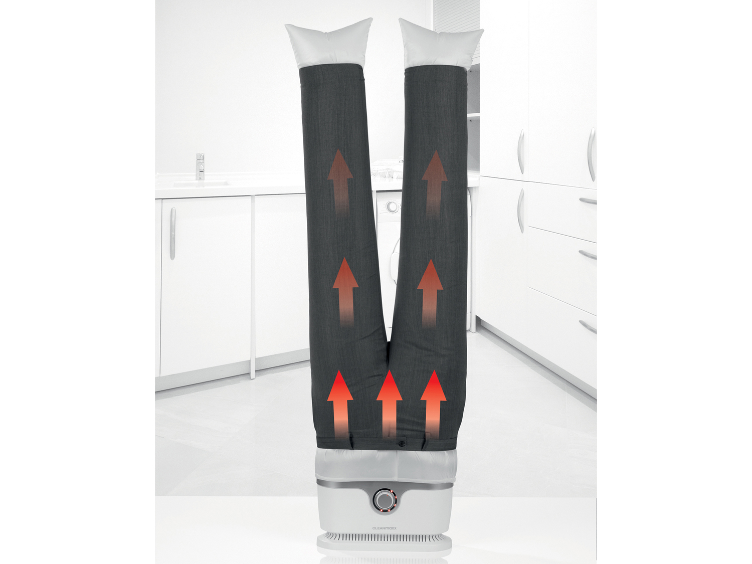 Inserto stirapantaloni Cleanmax, prezzo 19.99 €
Da utilizzare con stiracamicie ...