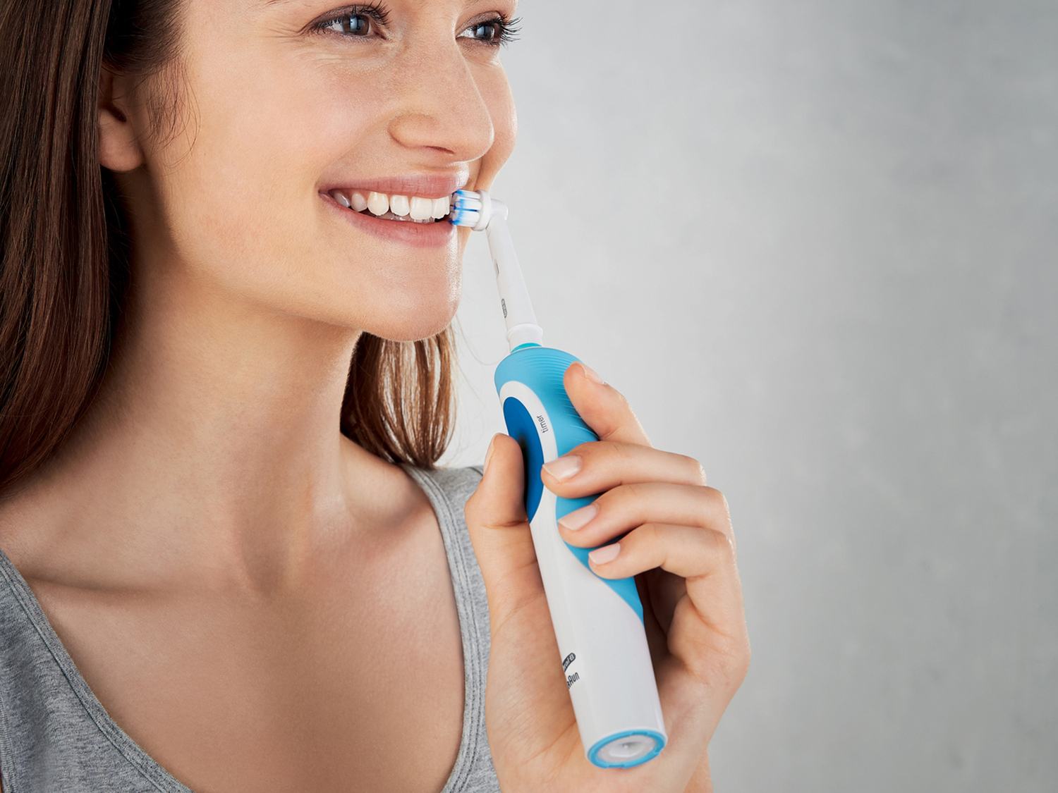 Spazzolino elettrico Oral-b, prezzo 19.99 €
- Con timer
In dotazione
- ...