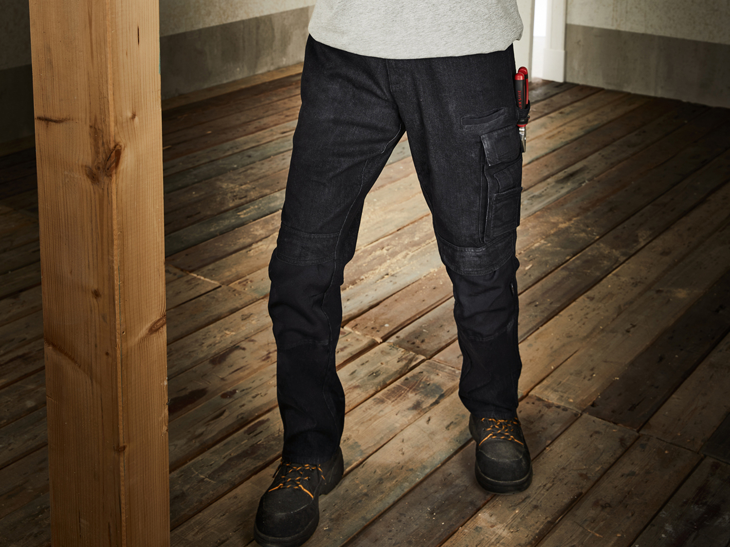 Pantaloni in jeans da lavoro per uomo Parkside, prezzo 19.99 €
Misure: ...
