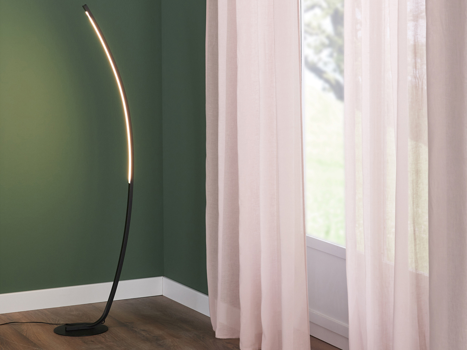 Piantana a LED Livarno, prezzo 34.99 €
- Dimmer tattile con funzione ...