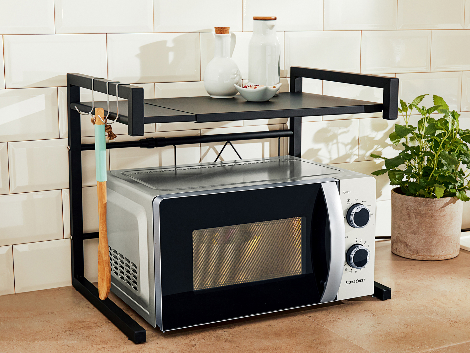 Microonde Silvercrest Kitchen Tools, prezzo 59.00 €
17 L
- 6 livelli ...