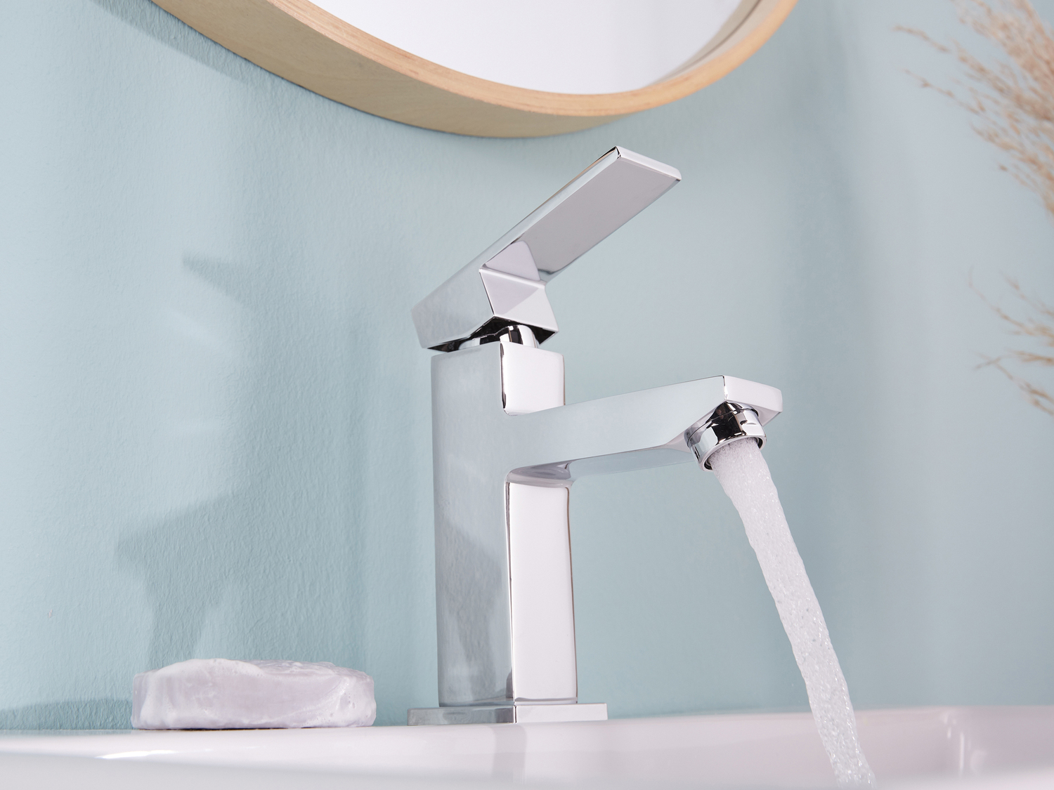 Miscelatore per bagno Livarno, prezzo 22.99 €
- Funzione risparmio dell'acqua ...