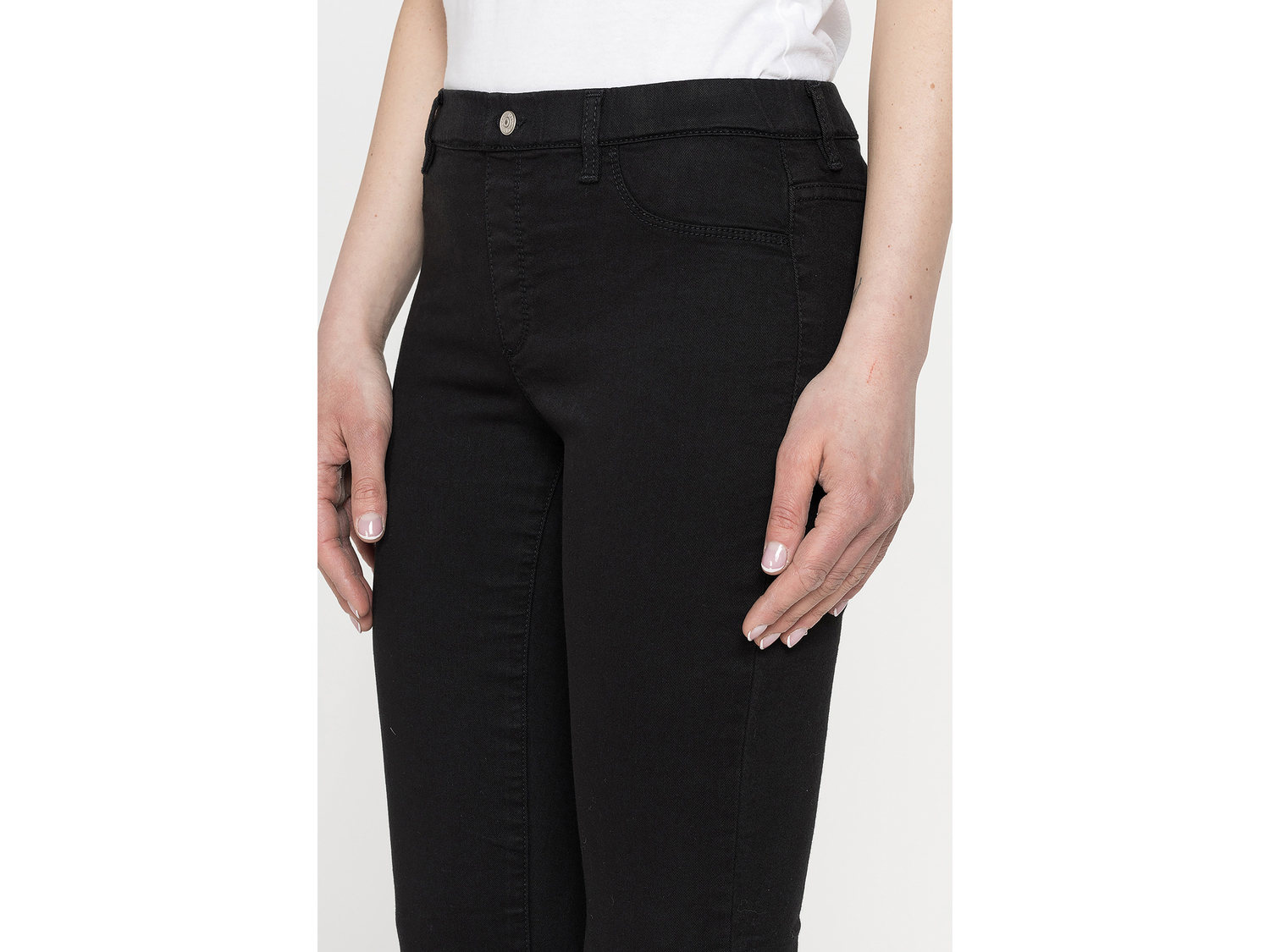 Leggjeans da donna Carrera, prezzo 19.99 €
Misure: S-XL
- Modello 767l
- ...