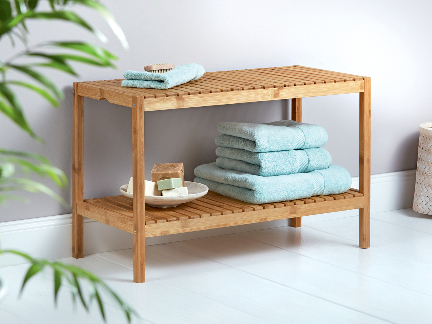 Panca scaffale in bambù Livarno, prezzo 39.99 €
- Adatto ad ambienti ...