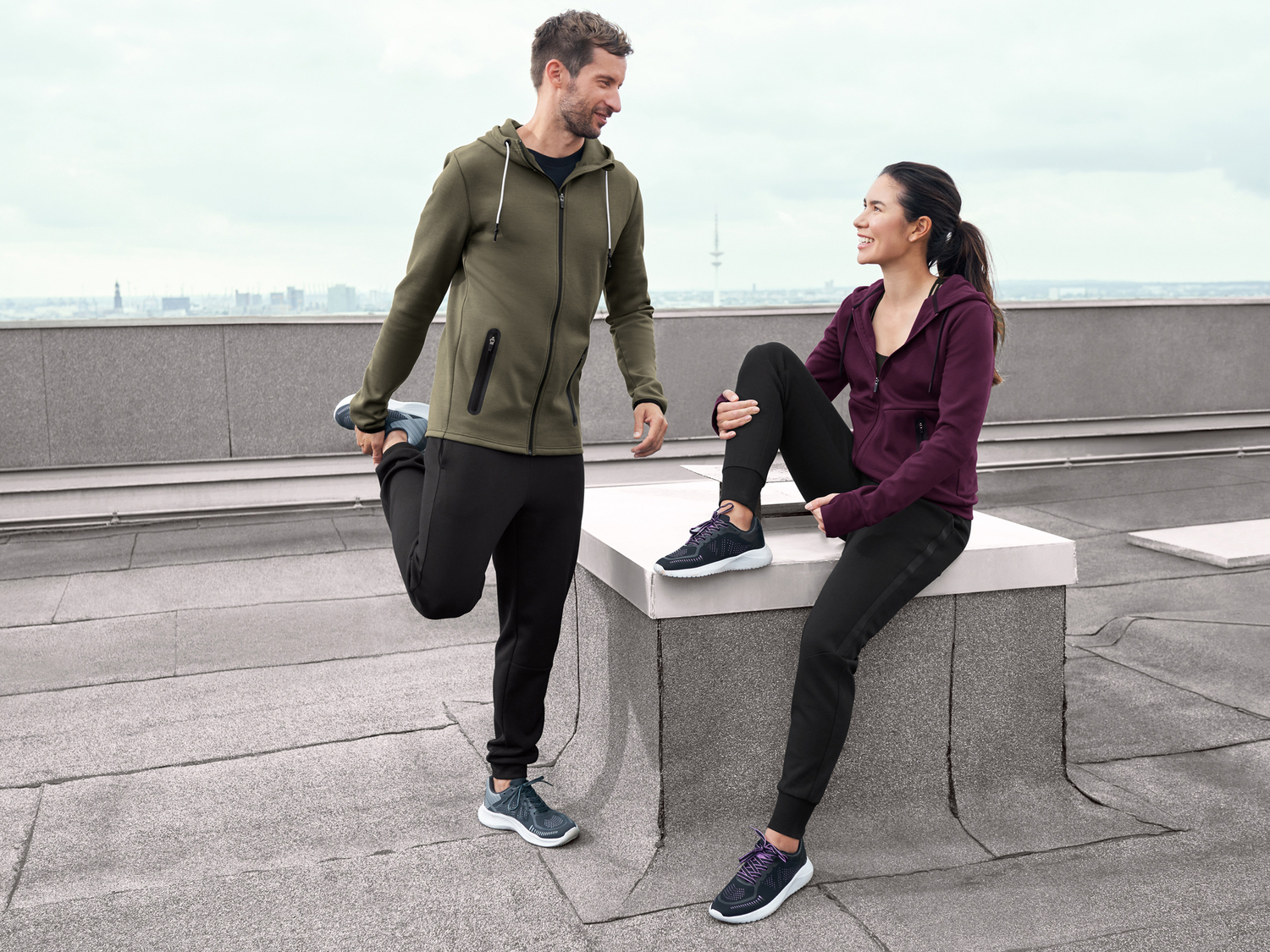 Felpa sportiva da uomo Crivit, prezzo 12.99 €
Misure: S-XL
- Con protezione ...