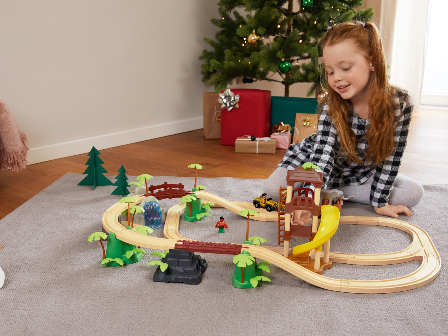 Pista Fattoria o Giungla Playtive, prezzo 29.99 €
- Con binari in legno ...