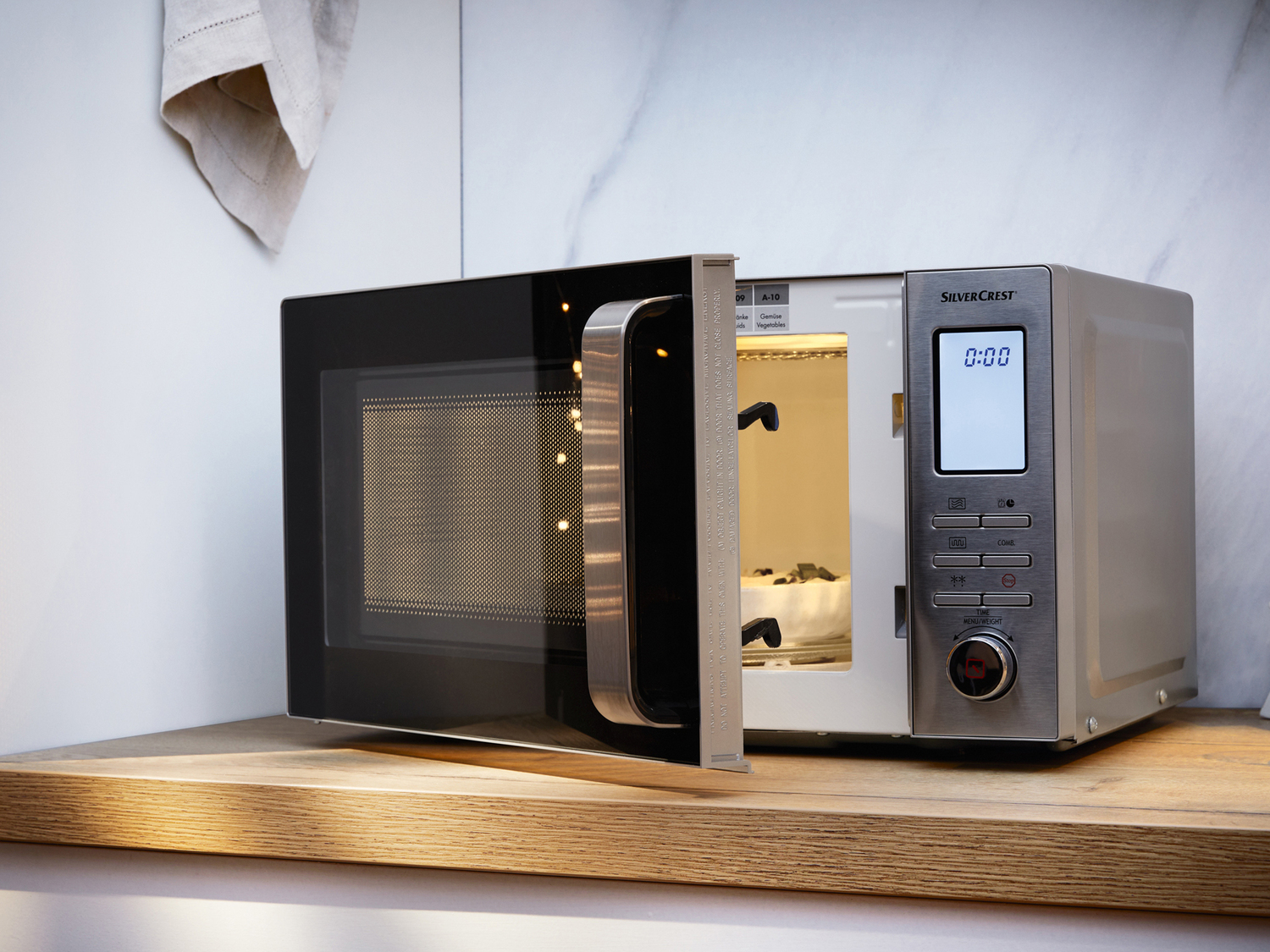 Microonde digitale Prezzo-lidl, prezzo 99.00 &#8364; 
- 11 livelli di potenza
- ...