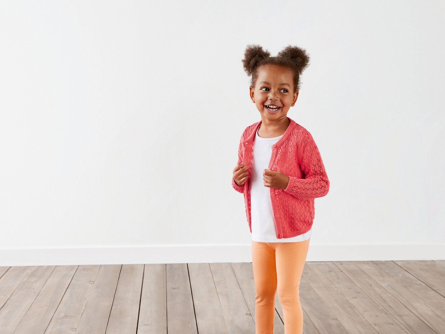 Cardigan da bambina Lupilu-new, prezzo 7.99 €
Misure: 1-6 anni
Taglie ...