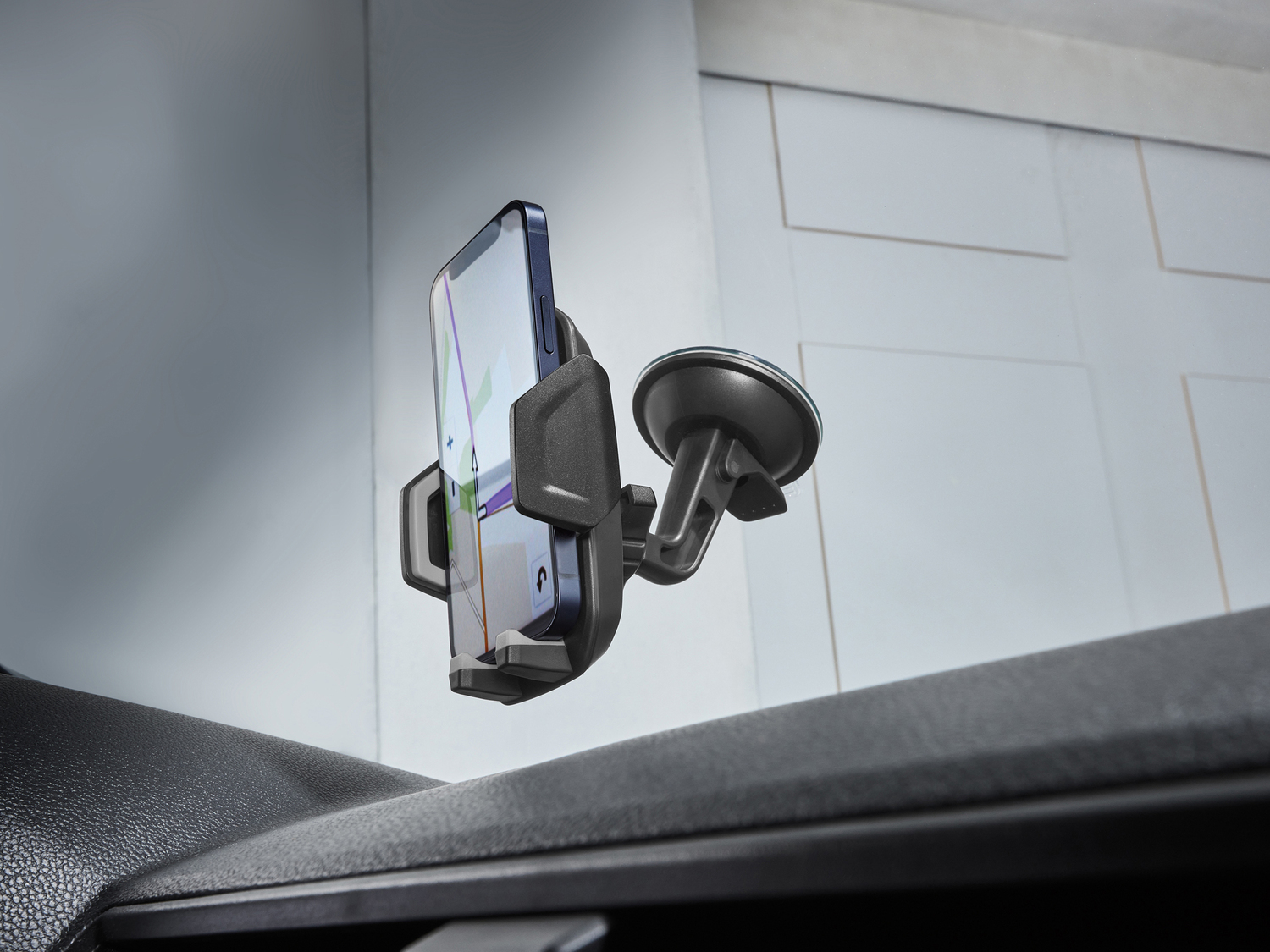 Supporto auto per smartphone Ultimate Speed, prezzo 7.99 €
- Da fissare ...