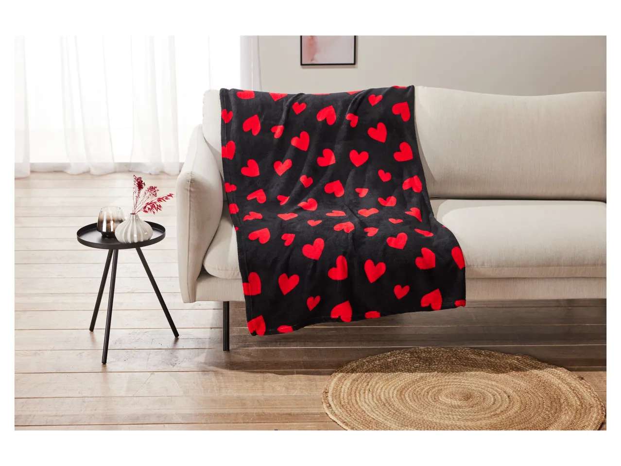 Plaid , prezzo 6,99 EUR
Plaid Coupon - Dimensioni: 150x200 cm
- In microfibra
- ...