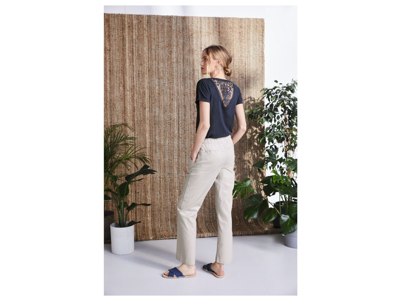 Pantaloni in canapa da donna , prezzo 11.99 EUR 
Pantaloni in canapa da donna Misure: ...