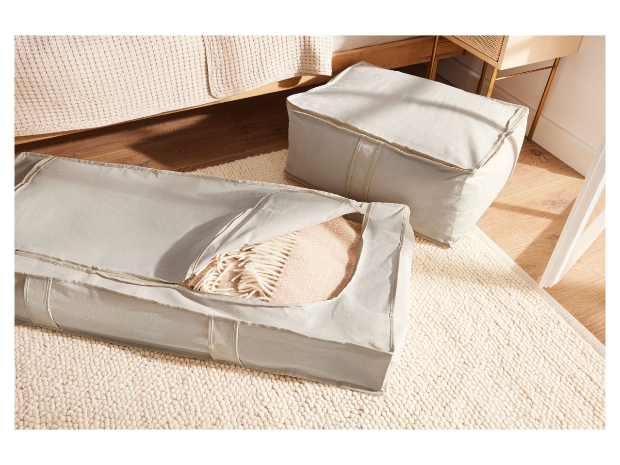 Organizer sottoletto o custodia protettiva , prezzo 3.99 EUR