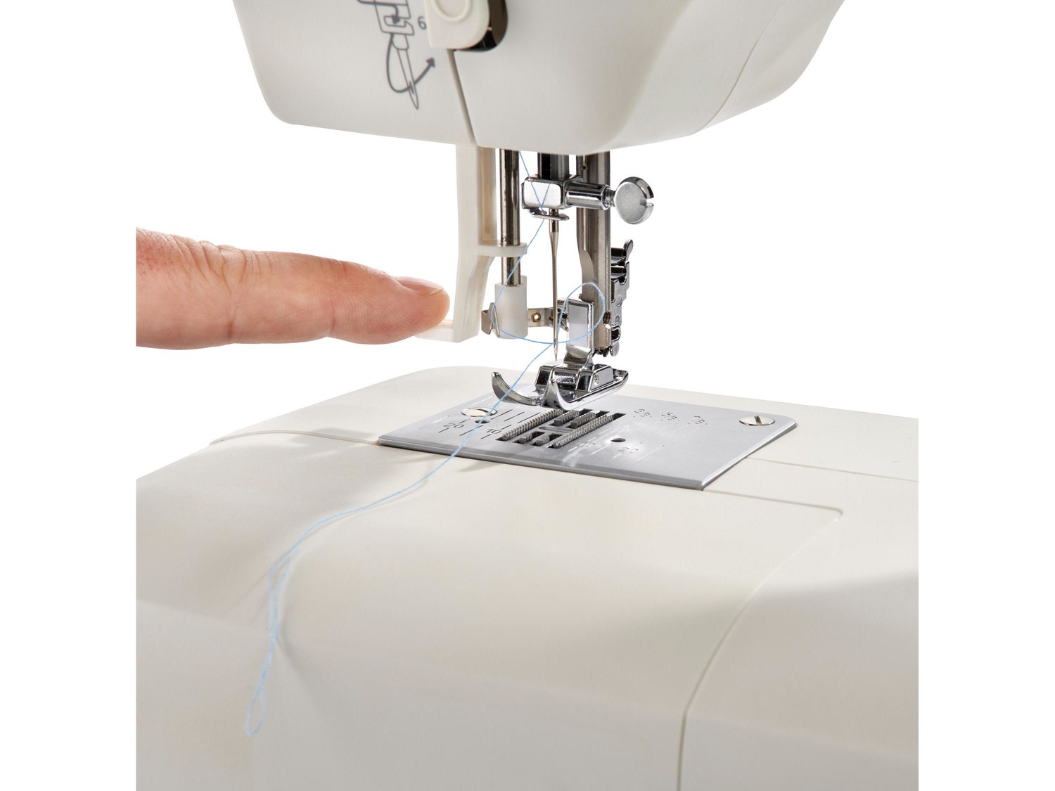 Macchina da cucire Silvercrest, prezzo 79.00 €
- 33 funzioni di cucitura
- ...