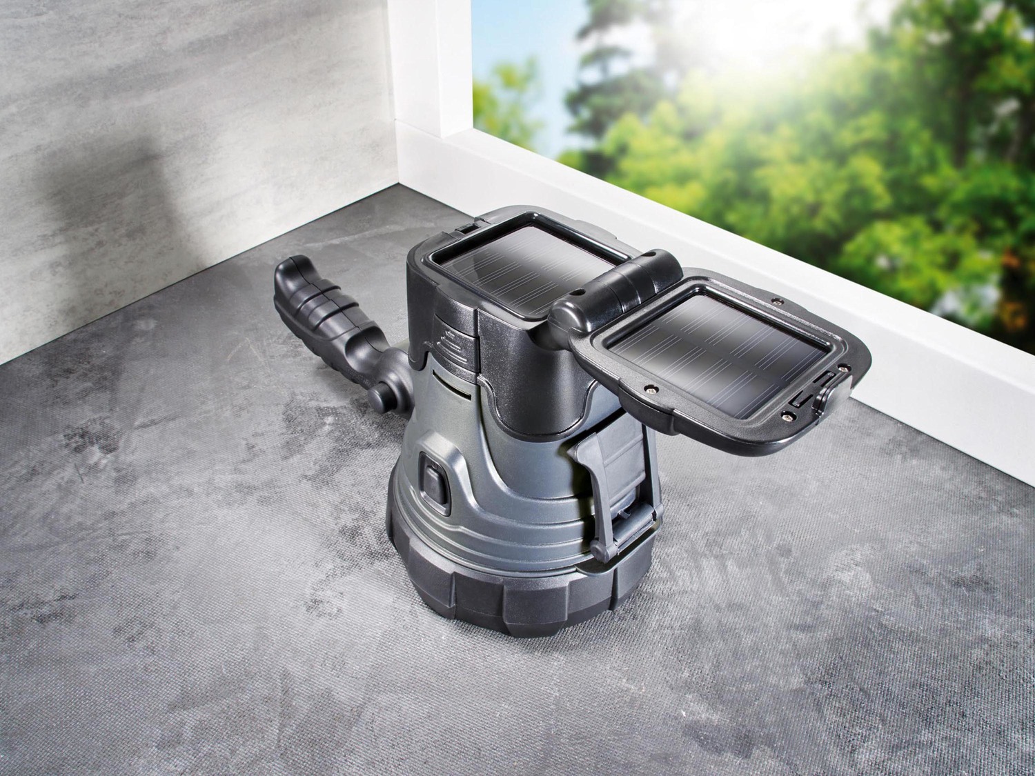 Lampada da lavoro con pannello solare Powerfix, prezzo 19.99 €
- 3 possibilità ...