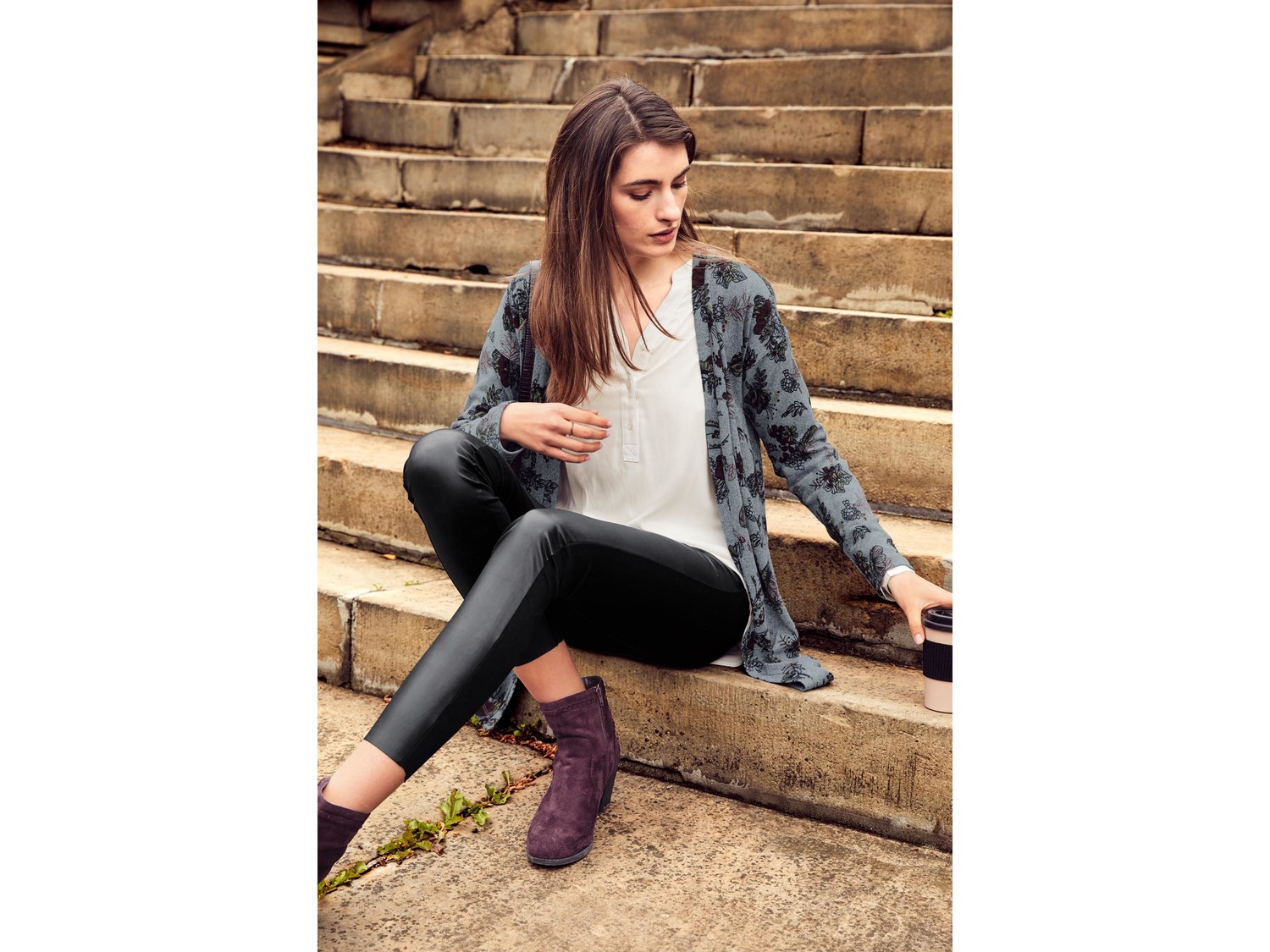 Cardigan lungo da donna Esmara, prezzo 12.99 €
Misure: S-L
- Oeko tex NEW