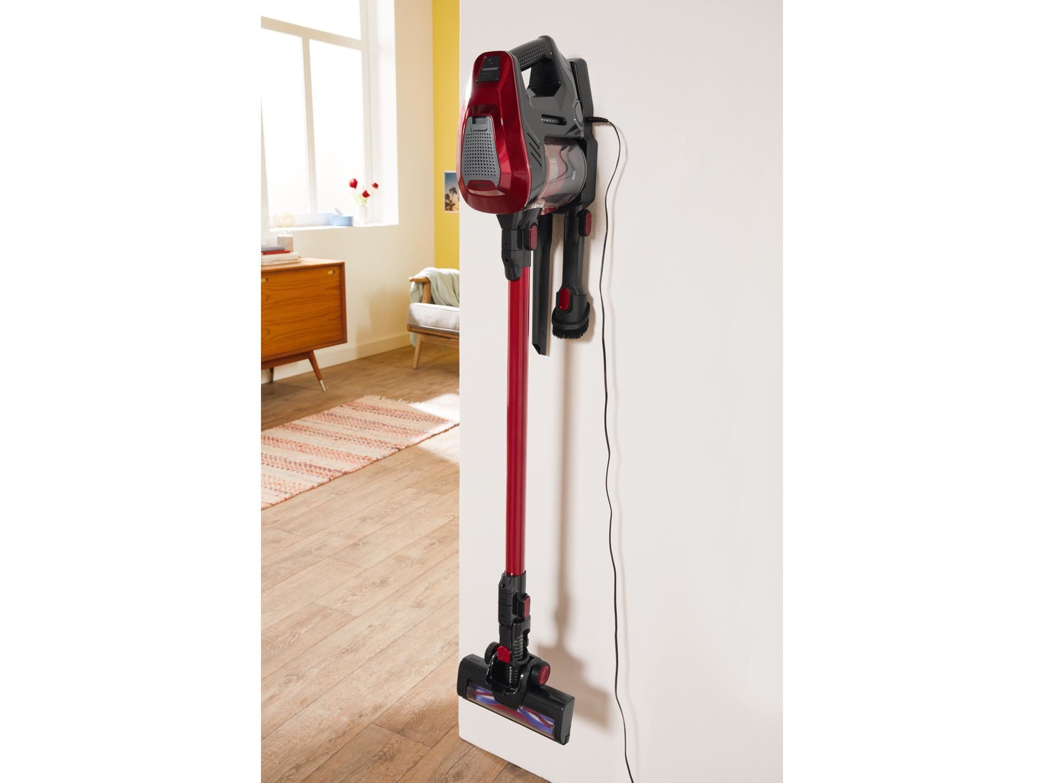 Aspirapolvere ricaricabile Silvercrest, prezzo 69.00 €
- Tecnologia ...