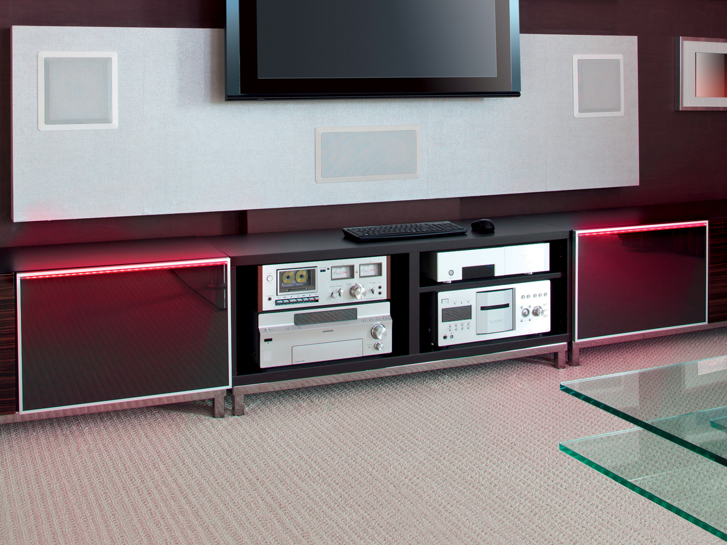 Striscia LED con sensore Livarno Lux, le prix 14.99 €
- 90 LED
- Nastro ...