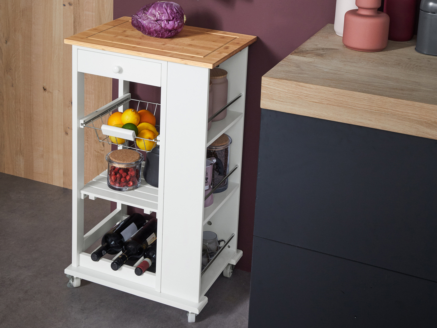Carrello da cucina Livarno Living, prezzo 49.00 €
- Con cestello estraibile ...