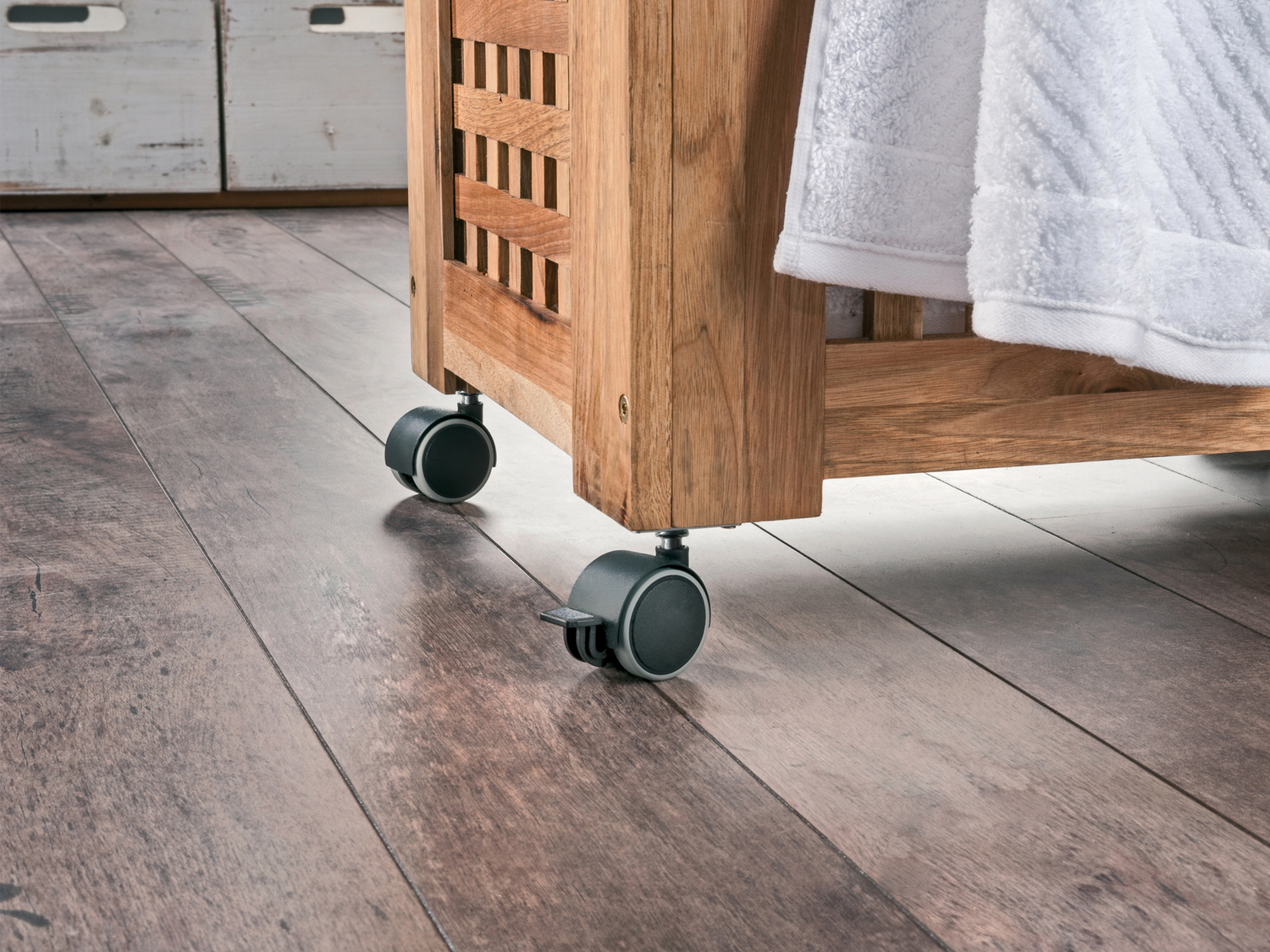 Set rotelle per mobili Powerfix, prezzo 5.99 €
4 o 8 pezzi
- Ø ...