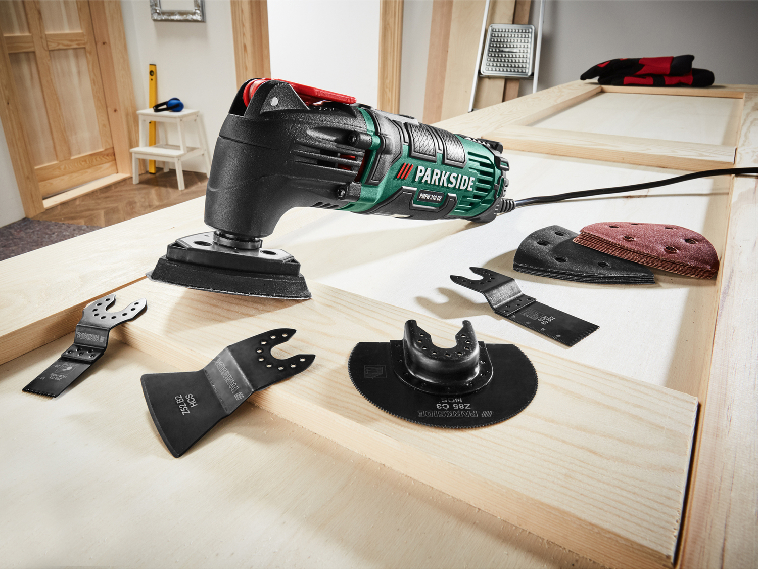 Elettroutensile multiuso Parkside PMFW 310 D2, prezzo 29.99 €
- Tecnica di oscillazione ...