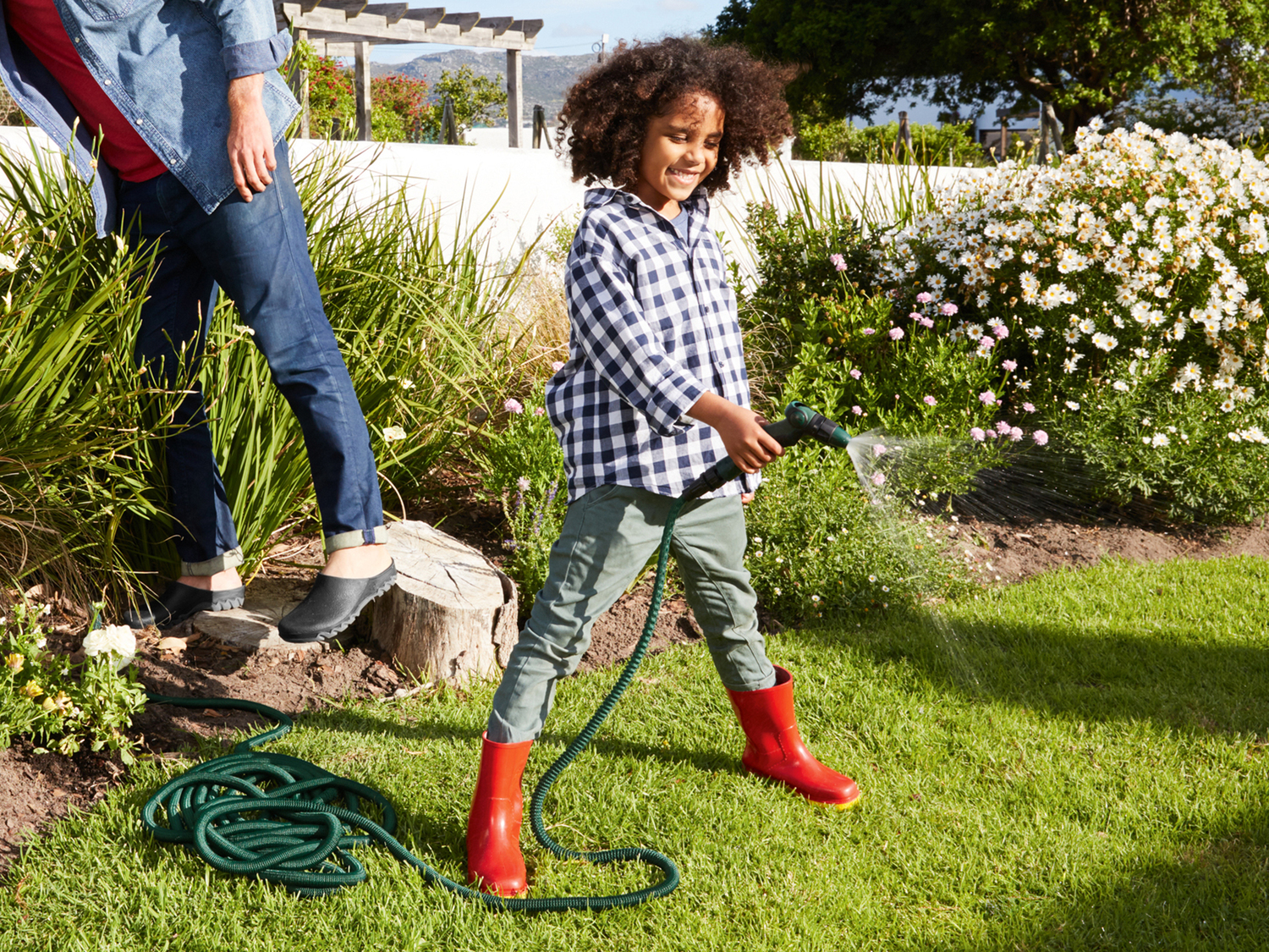 Tubo estensibile da giardino Parkside, prezzo 19.99 €
- Spruzzo regolabile
- ...